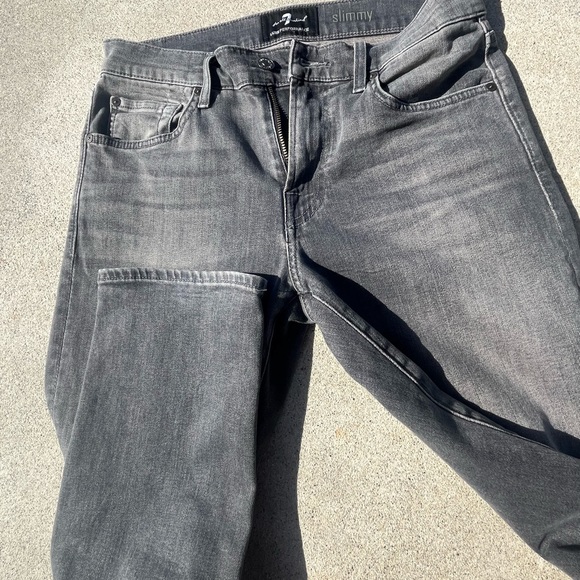 7 For All Mankind Luxe Performance Slimmy Staight Jeans - Picture 10 of 16